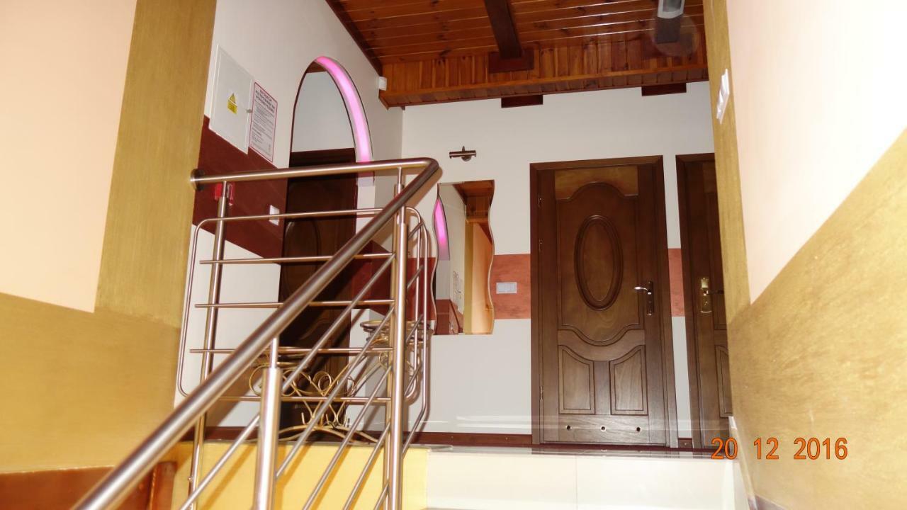 Pokoje Goscinne ”Zubr” Bialowieza Exterior photo